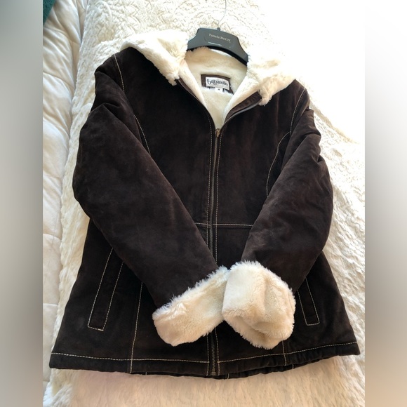 Vintage Hooded Chocolate Brown Suede Winter Coat- Size Medium - Picture 3 of 6